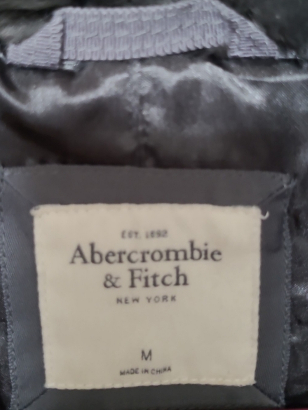 Abercrombie & Fitch Dark Gray Faux Fur Teddy Jacket Medium - Picture 2 of 5